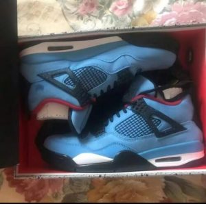 Travis Scott x Jordan 4 Retro 'Cactus Jack' photo review