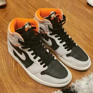 Jordan 1 Retro High OG 'Neutral Grey' photo review