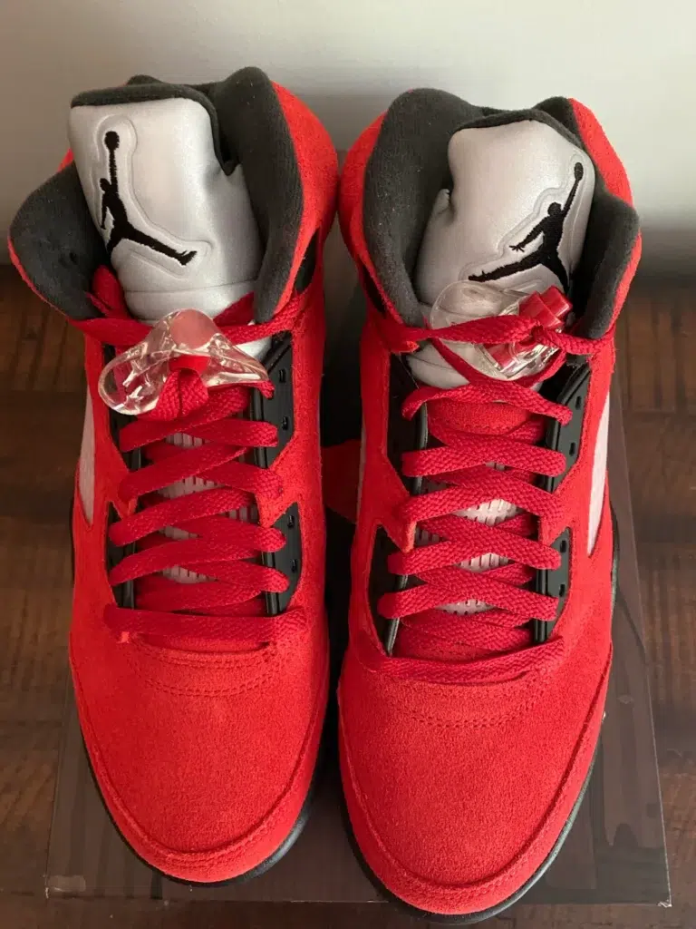 Jordan 5 Retro 'Raging Bull' 2021 photo review