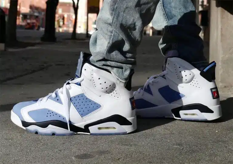 Jordan 6 Retro 'University Blue' photo review