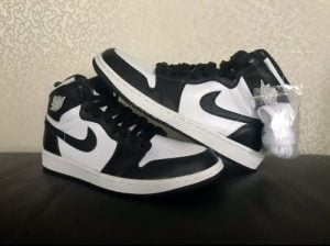 Jordan 1 Retro High OG 'Black White' photo review