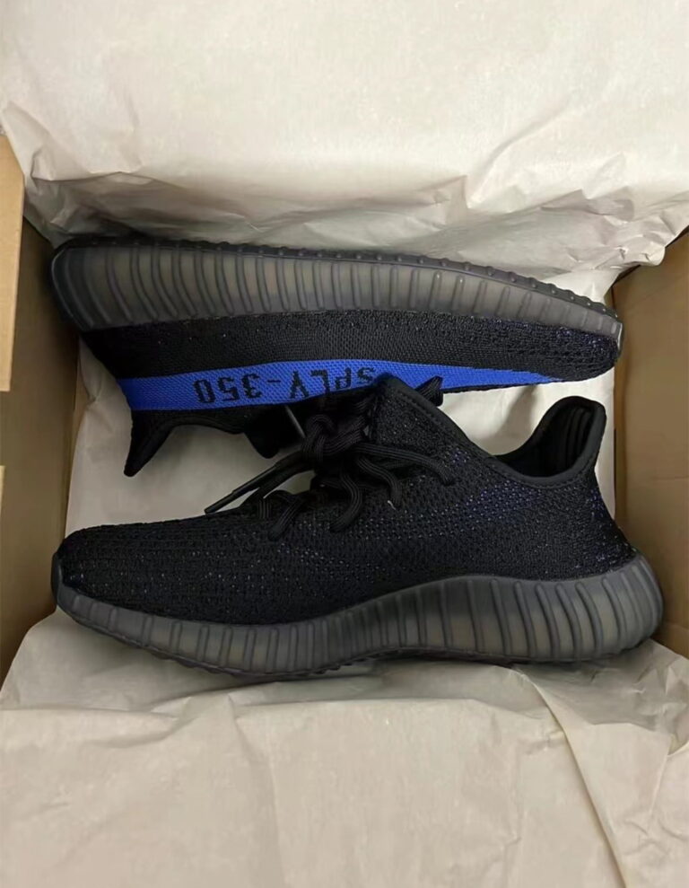 Yeezy Boost 350 V2 'Dazzling Blue' photo review