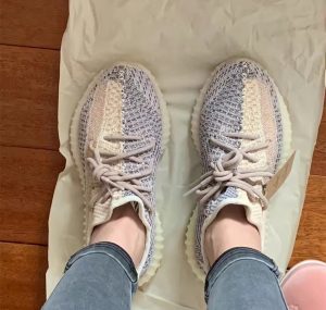 Yeezy Boost 350 V2 'Ash Pearl' photo review