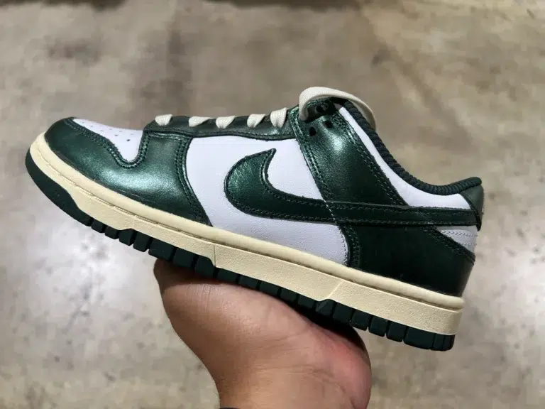 Dunk Low 'Vintage Green' (W) photo review