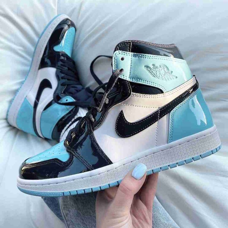 Jordan 1 Retro High OG 'UNC Patent' (W) photo review